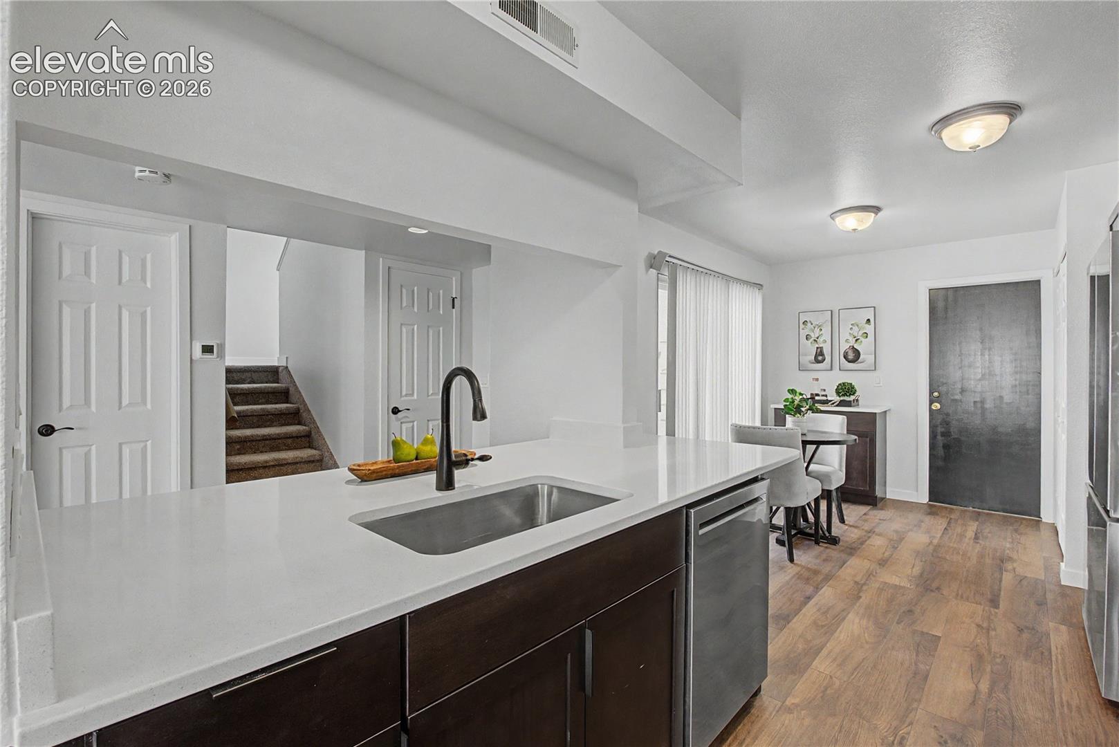 3330 Templeton Gap Road Unit: 39