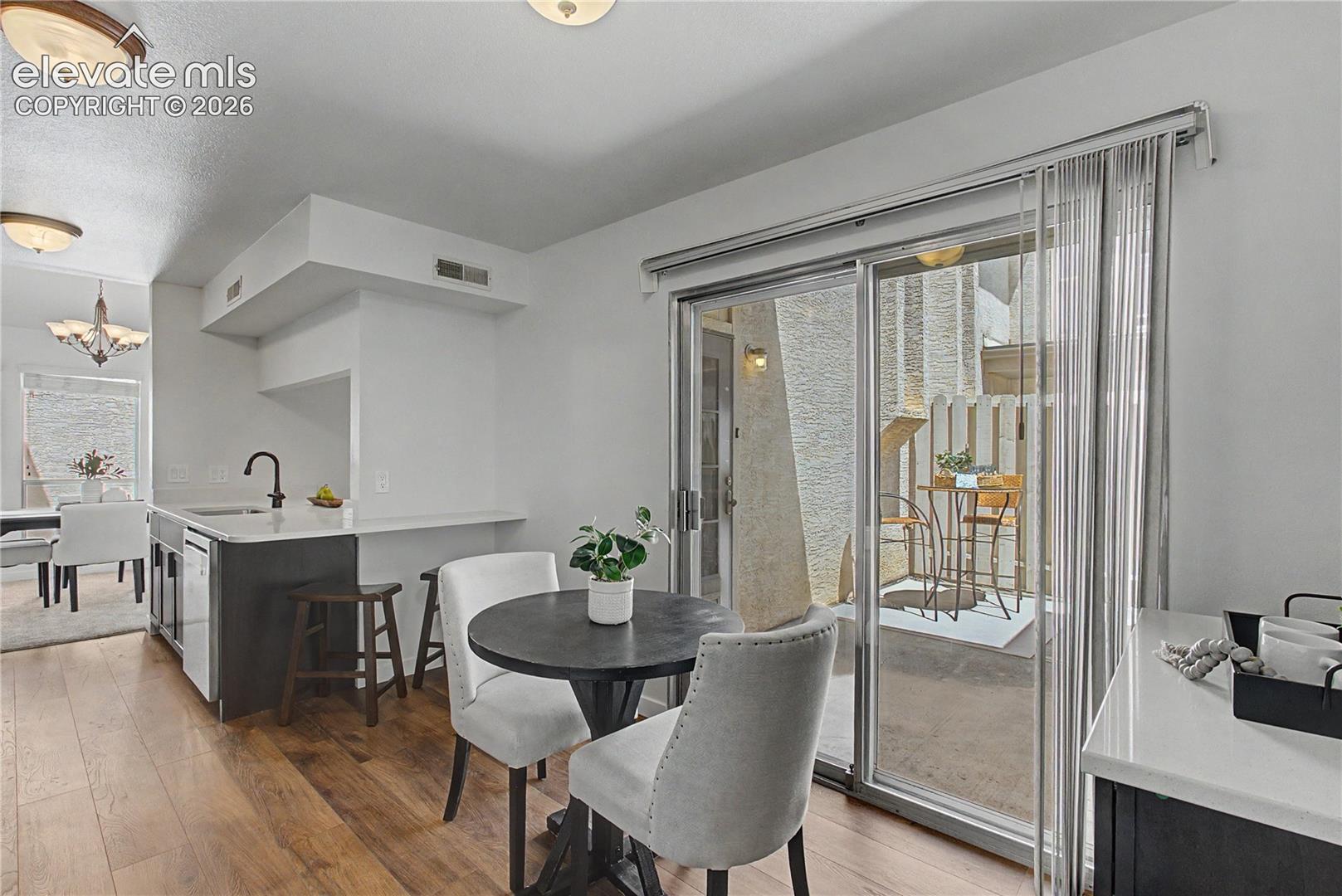 3330 Templeton Gap Road Unit: 39
