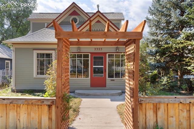2323 W Kiowa Street