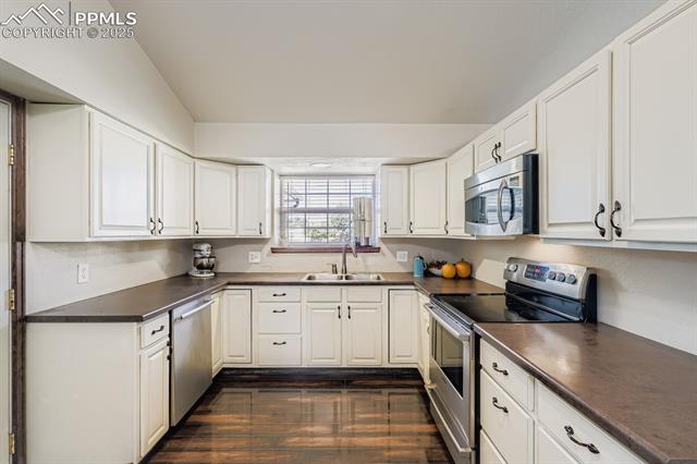 5345 Heather Ridge Court