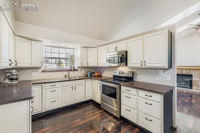 5345 Heather Ridge Court