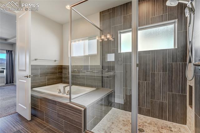 11571 Spectacular Bid Circle