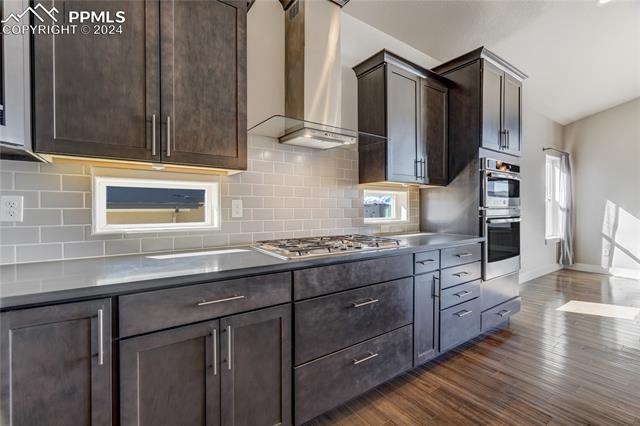 11571 Spectacular Bid Circle