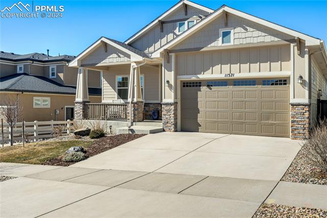 11571 Spectacular Bid Circle