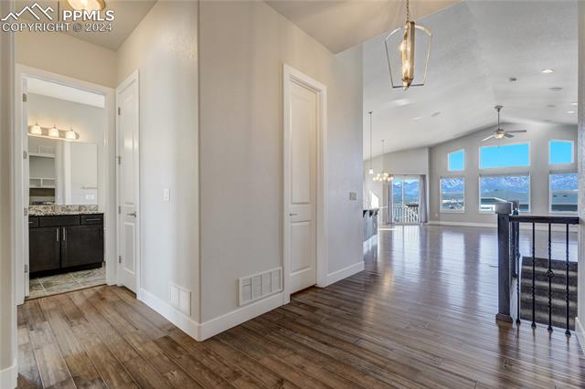 11571 Spectacular Bid Circle