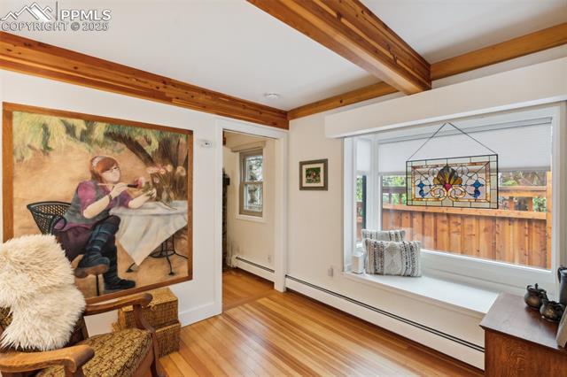 1800 Ridgeway Avenue