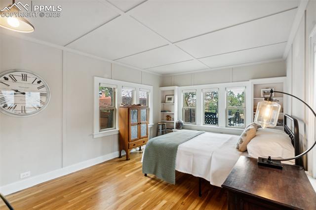 1800 Ridgeway Avenue