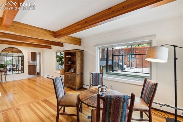 1800 Ridgeway Avenue