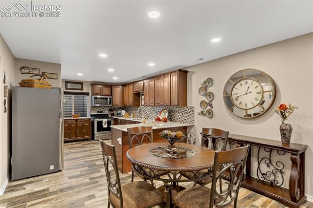 5644 Old River Drive
