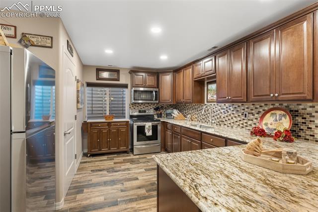 5644 Old River Drive