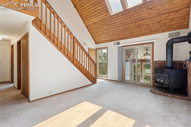 410 Hillcrest Street