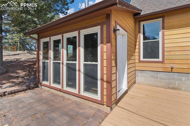 410 Hillcrest Street