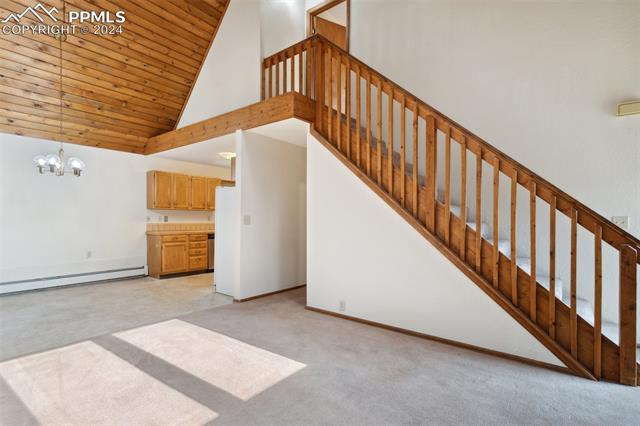 410 Hillcrest Street