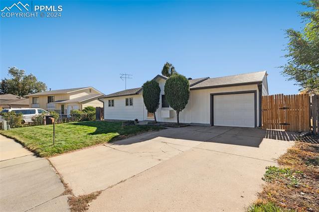 2111 S El Paso Avenue