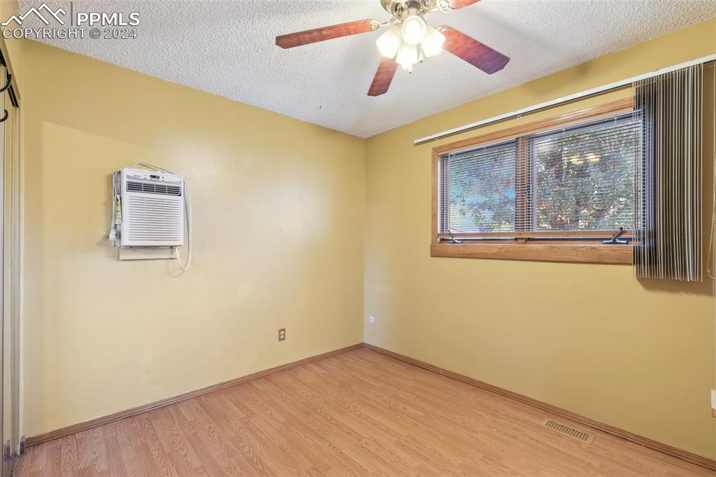 2111 S El Paso Avenue