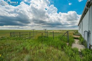1435 Equestrian Point
