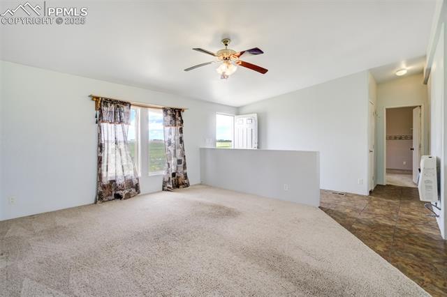 1435 Equestrian Point
