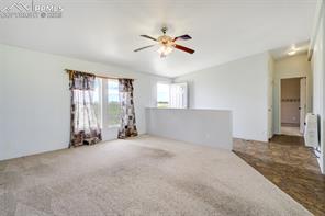 1435 Equestrian Point