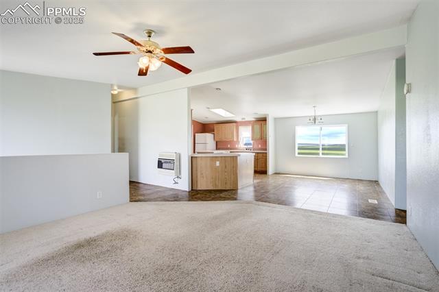1435 Equestrian Point
