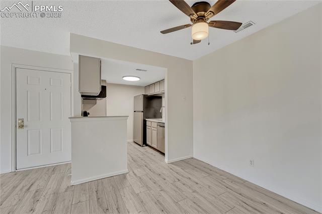 910 Tenderfoot Hill Road 101