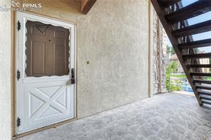 910 Tenderfoot Hill Road 101