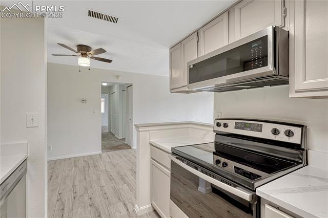 910 Tenderfoot Hill Road 101