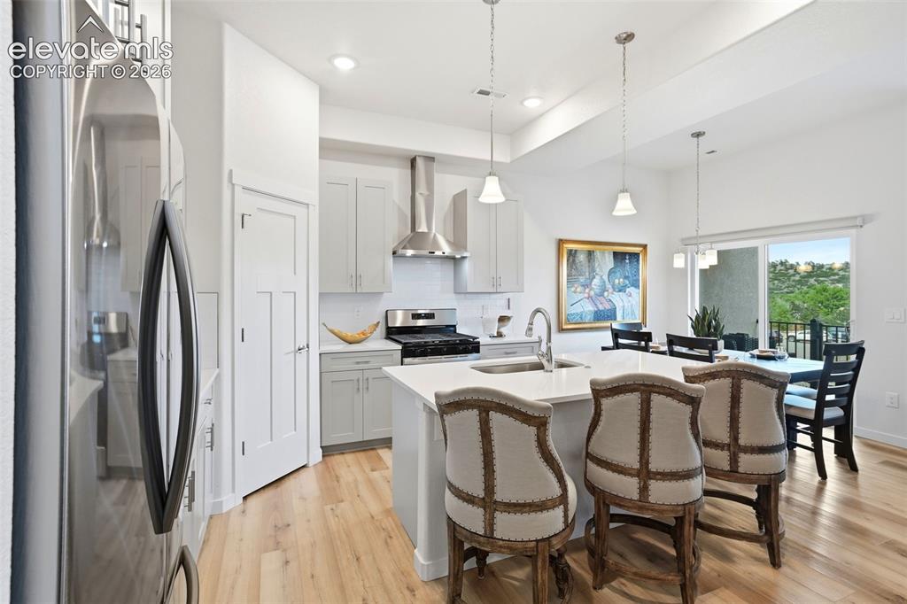 5835 Villa Lorenzo Drive