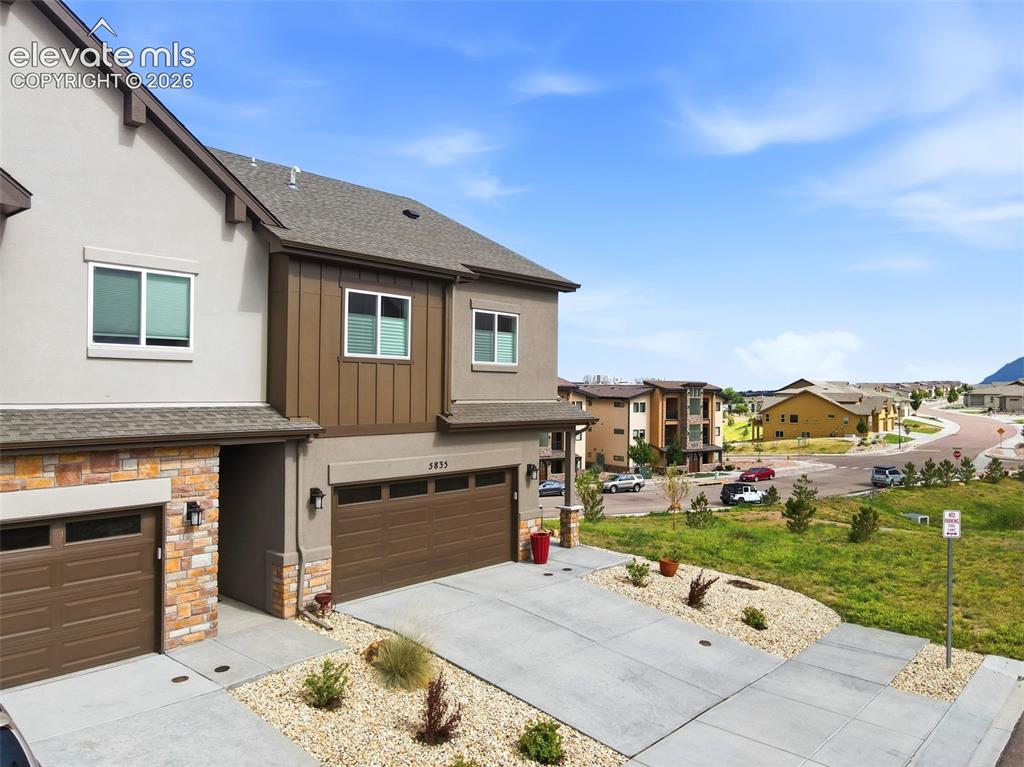 5835 Villa Lorenzo Drive