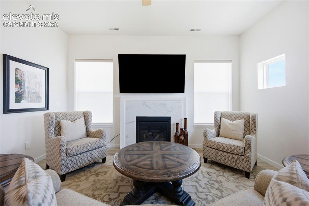 5835 Villa Lorenzo Drive