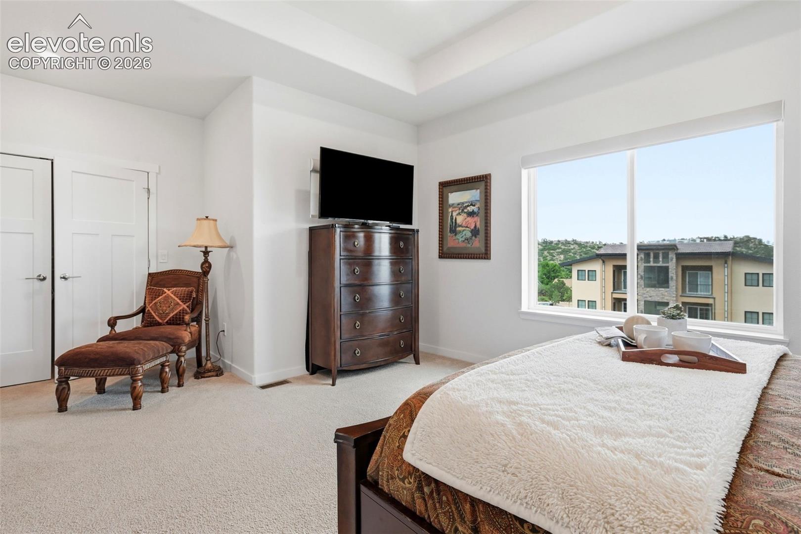 5835 Villa Lorenzo Drive
