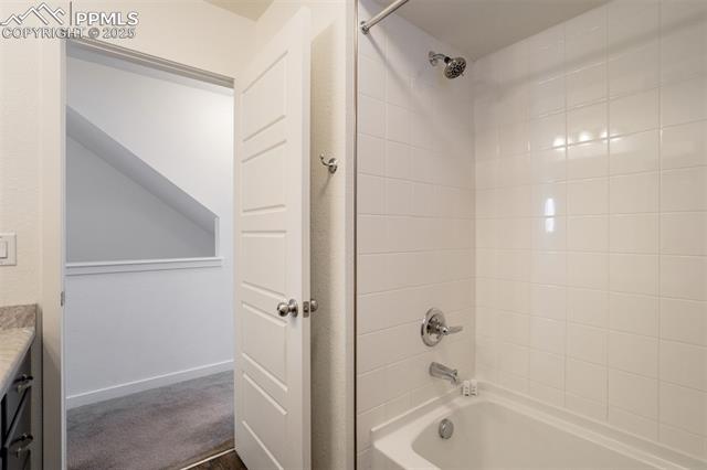9378 Timberlake Loop