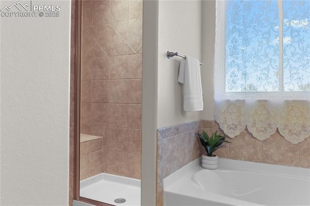 17529 Old Cherokee Trail