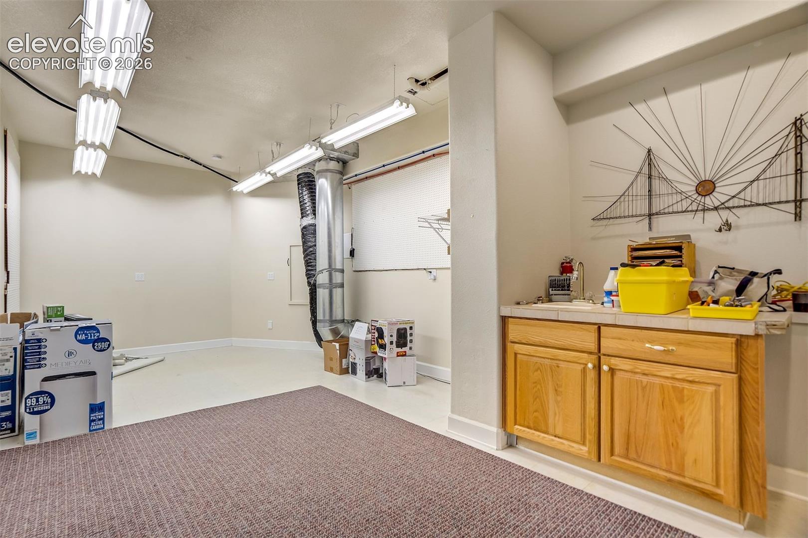1927 Pine Mesa Grove Unit: C