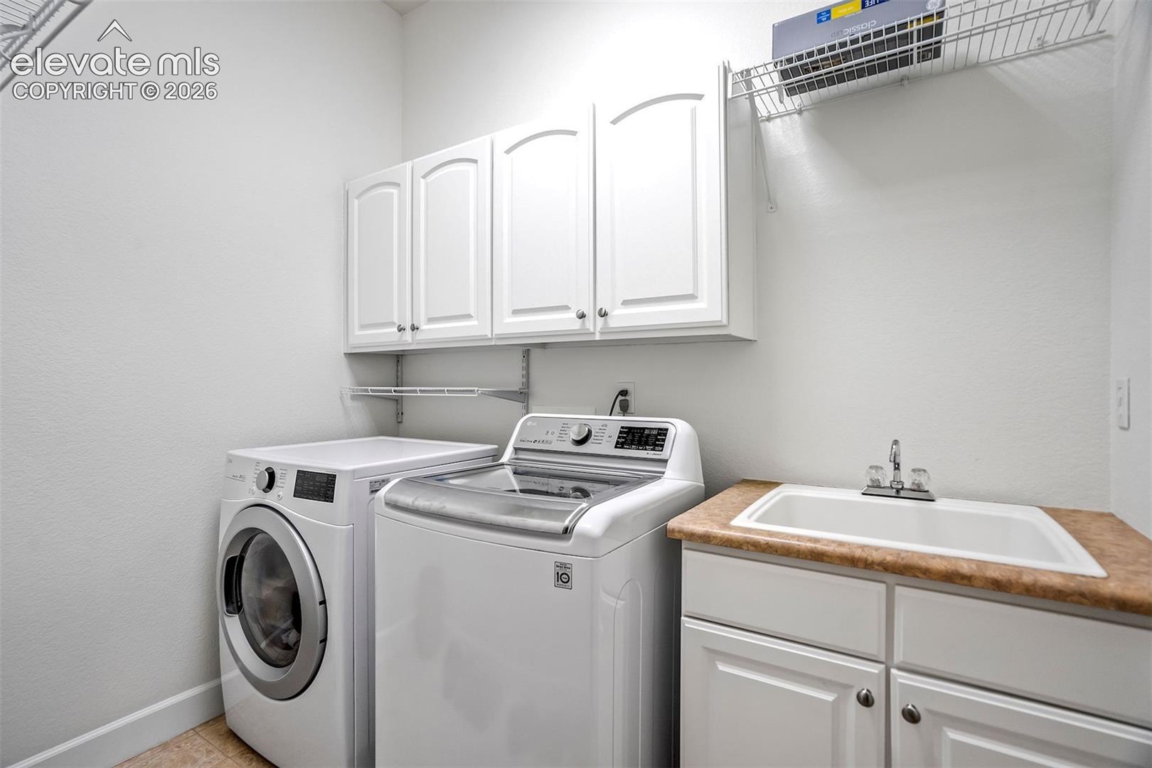 1927 Pine Mesa Grove Unit: C