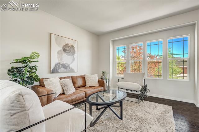 8079 Hollygrape Lane