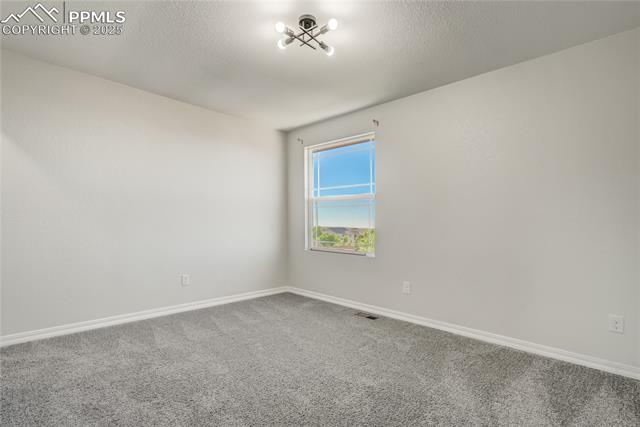 8079 Hollygrape Lane