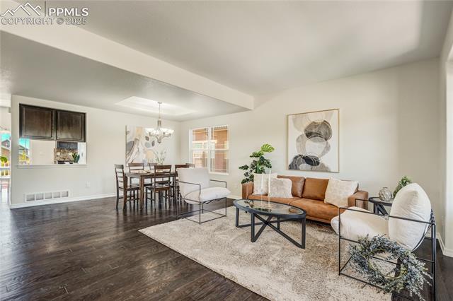 8079 Hollygrape Lane