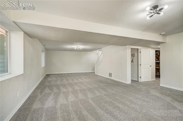 8079 Hollygrape Lane