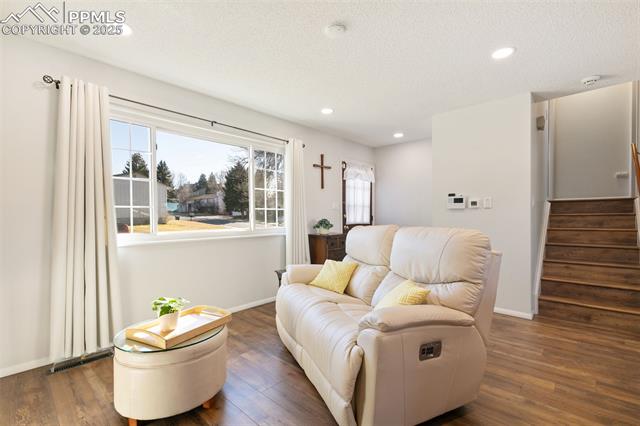4930 Artistic Place