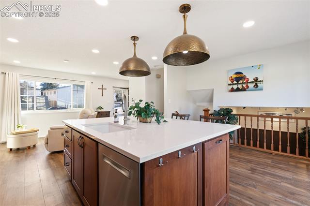 4930 Artistic Place