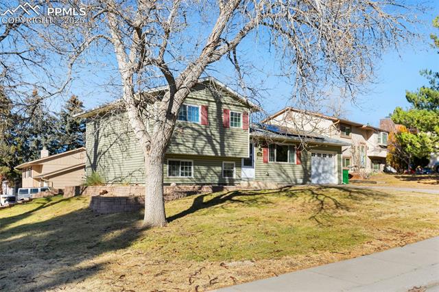4930 Artistic Place