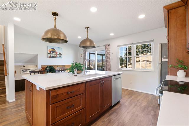 4930 Artistic Place