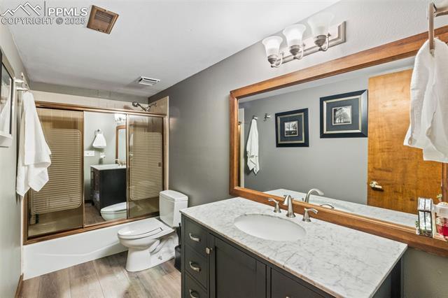 4220 Cromwell Court