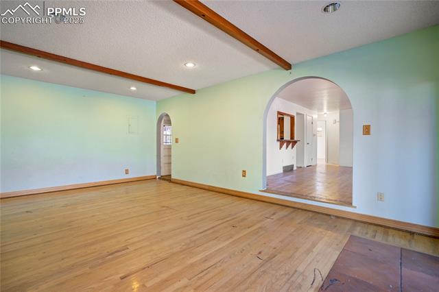 69 S Roosevelt Street