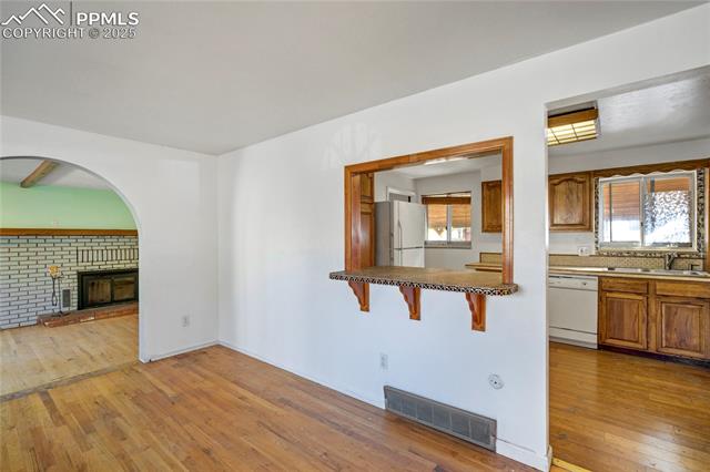 69 S Roosevelt Street