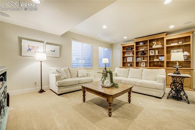 1265 Foothills Farm Way