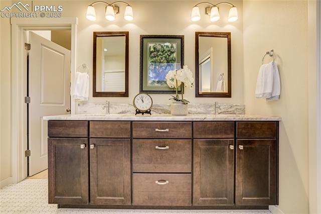 1265 Foothills Farm Way