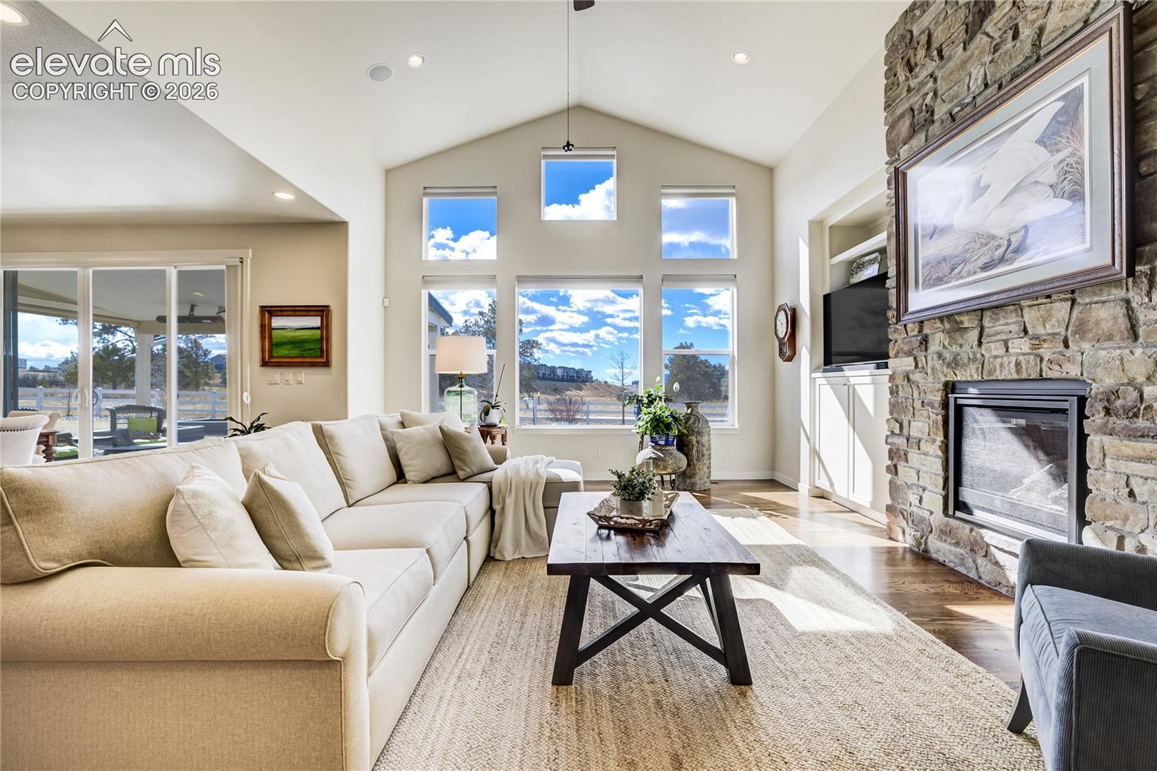 1265 Foothills Farm Way