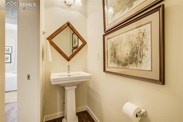 1265 Foothills Farm Way