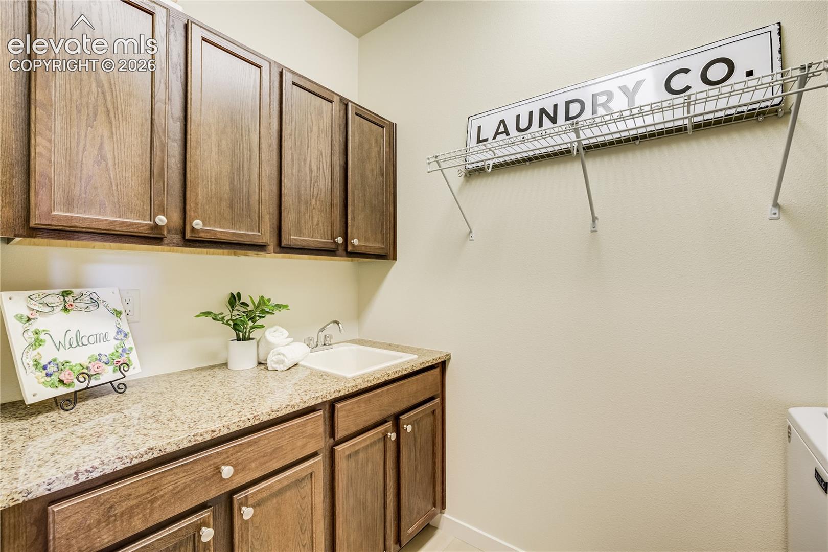 1265 Foothills Farm Way
